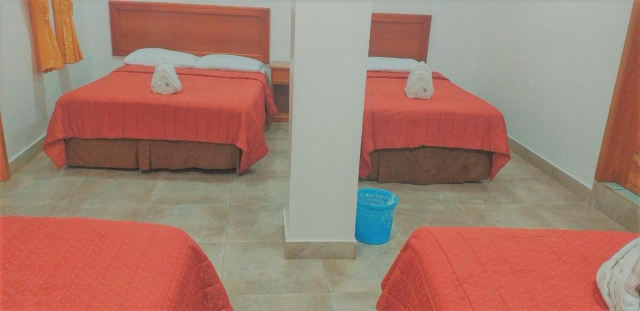 Hostal Espana Puerto Ayora  Bagian luar foto