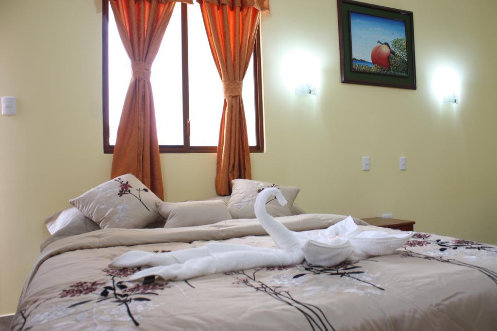 Hostal Espana Puerto Ayora  Bagian luar foto