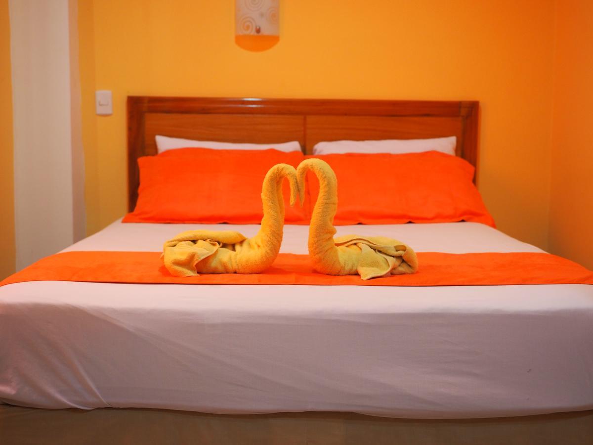 Hostal Espana Puerto Ayora  Bagian luar foto