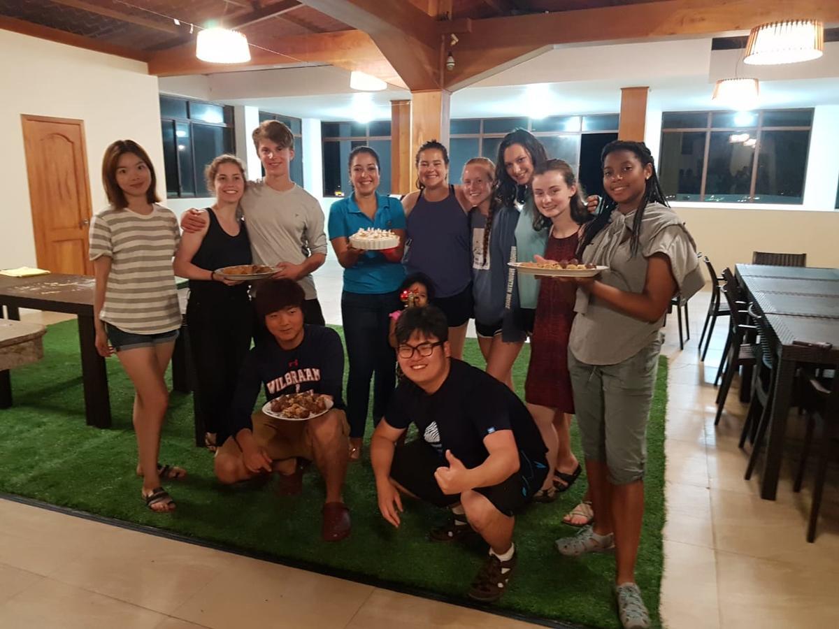 Hostal Espana Puerto Ayora  Bagian luar foto